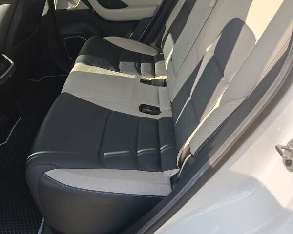 Weltmeister EX5 2019 в Одессе на Automoto.ua Белый Weltmeister EX5, объемом двигателя 0 л и пробегом 71 тыс. км за 13500 $, фото 41 на Automoto.ua