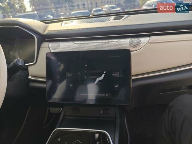 Weltmeister EX5 2019 в Одессе на Automoto.ua Белый Weltmeister EX5, объемом двигателя 0 л и пробегом 71 тыс. км за 13500 $, фото 17 на Automoto.ua