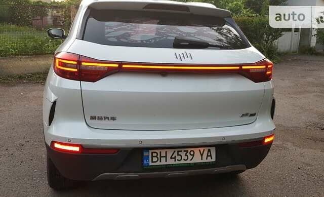 Белый Weltmeister EX5, объемом двигателя 0 л и пробегом 114 тыс. км за 14450 $, фото 16 на Automoto.ua