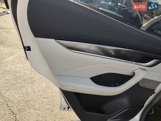 Weltmeister EX5 2019 в Одессе на Automoto.ua Белый Weltmeister EX5, объемом двигателя 0 л и пробегом 71 тыс. км за 13500 $, фото 42 на Automoto.ua