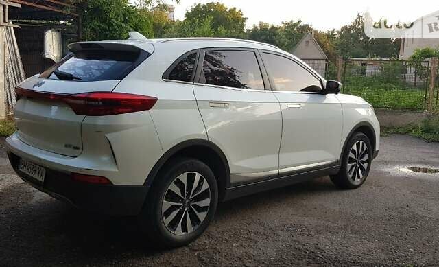 Белый Weltmeister EX5, объемом двигателя 0 л и пробегом 114 тыс. км за 14450 $, фото 4 на Automoto.ua