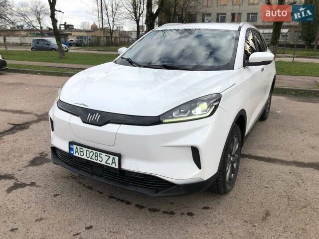 Белый Weltmeister EX5, объемом двигателя 0 л и пробегом 55 тыс. км за 11500 $, фото 14 на Automoto.ua