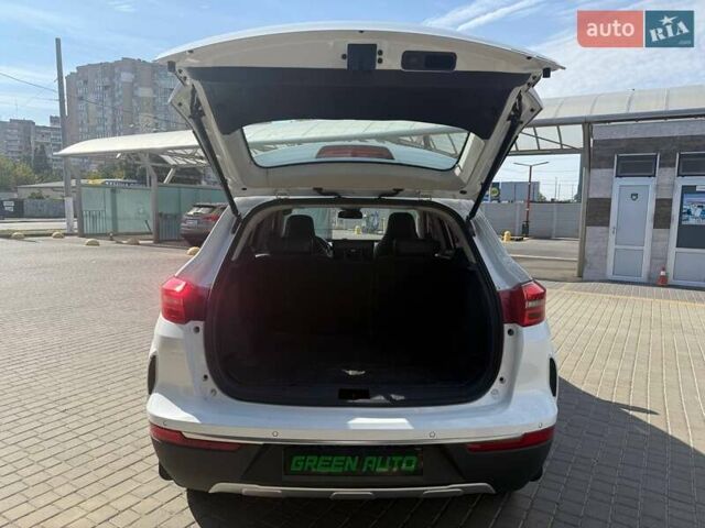 Белый Weltmeister EX5, объемом двигателя 0 л и пробегом 160 тыс. км за 12700 $, фото 11 на Automoto.ua