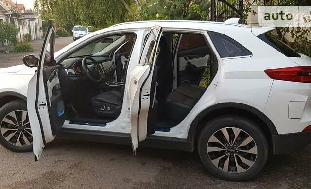 Белый Weltmeister EX5, объемом двигателя 0 л и пробегом 114 тыс. км за 14450 $, фото 44 на Automoto.ua