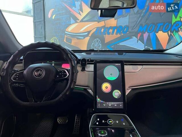 Белый Weltmeister EX5, объемом двигателя 0 л и пробегом 148 тыс. км за 14499 $, фото 7 на Automoto.ua