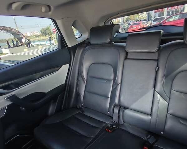 Белый Weltmeister EX5, объемом двигателя 0 л и пробегом 76 тыс. км за 15990 $, фото 8 на Automoto.ua