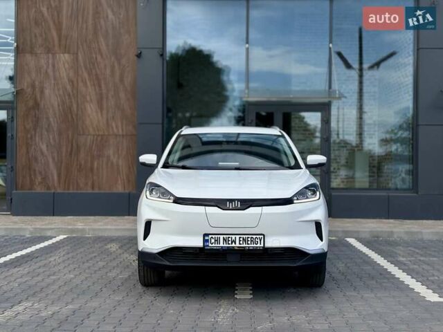 Белый Weltmeister EX5, объемом двигателя 0 л и пробегом 40 тыс. км за 16400 $, фото 11 на Automoto.ua