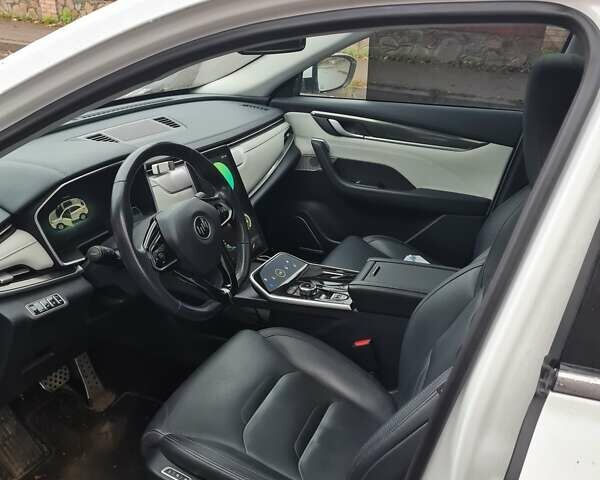 Weltmeister EX5, объемом двигателя 0 л и пробегом 55 тыс. км за 16700 $, фото 3 на Automoto.ua