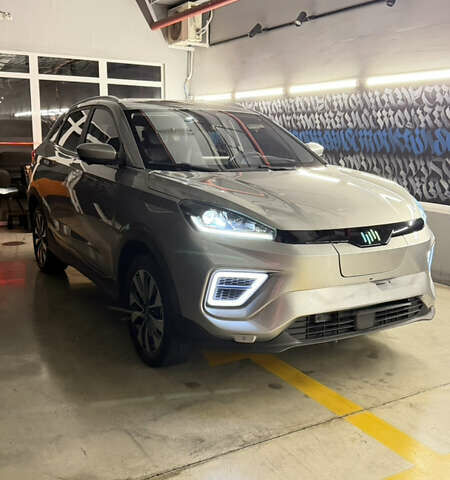 Серый Weltmeister EX5, объемом двигателя 0 л и пробегом 54 тыс. км за 24300 $, фото 9 на Automoto.ua