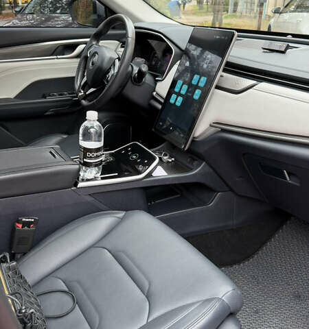 Серый Weltmeister EX5, объемом двигателя 0 л и пробегом 54 тыс. км за 24300 $, фото 3 на Automoto.ua