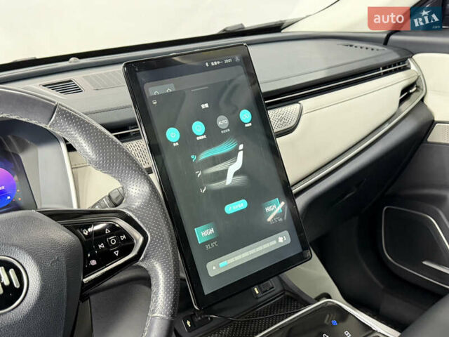 Серый Weltmeister EX5, объемом двигателя 0 л и пробегом 58 тыс. км за 25000 $, фото 38 на Automoto.ua