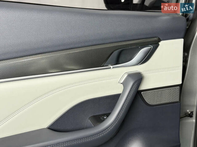 Серый Weltmeister EX5, объемом двигателя 0 л и пробегом 58 тыс. км за 25000 $, фото 60 на Automoto.ua