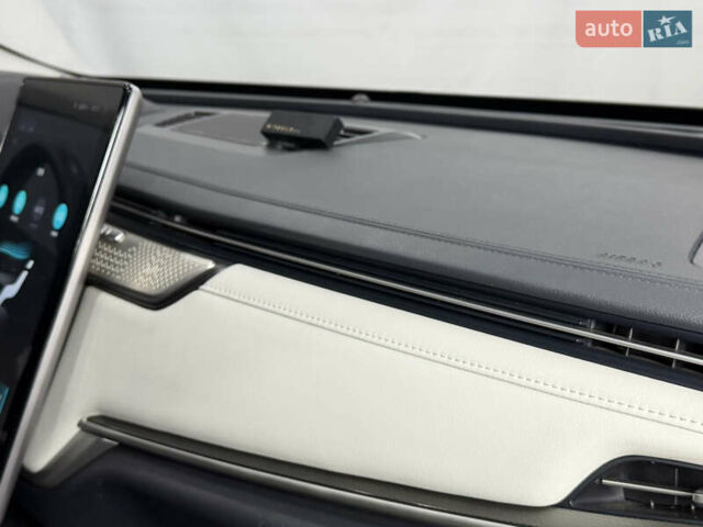 Серый Weltmeister EX5, объемом двигателя 0 л и пробегом 58 тыс. км за 25000 $, фото 48 на Automoto.ua