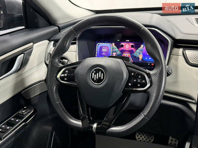 Серый Weltmeister EX5, объемом двигателя 0 л и пробегом 58 тыс. км за 25000 $, фото 62 на Automoto.ua