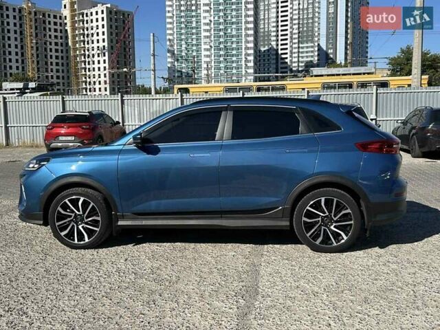 Синий Weltmeister EX5, объемом двигателя 0 л и пробегом 98 тыс. км за 16950 $, фото 7 на Automoto.ua
