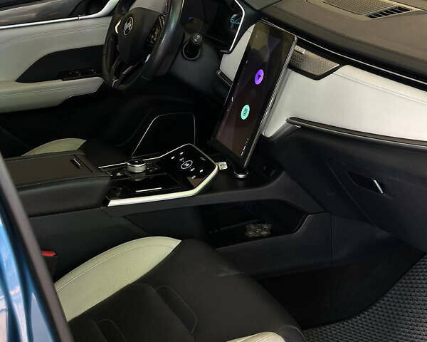Синий Weltmeister EX5, объемом двигателя 0 л и пробегом 56 тыс. км за 16500 $, фото 2 на Automoto.ua