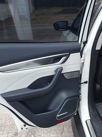 Білий Weltmeister EX5-Z, об'ємом двигуна 0 л та пробігом 48 тис. км за 22000 $, фото 18 на Automoto.ua