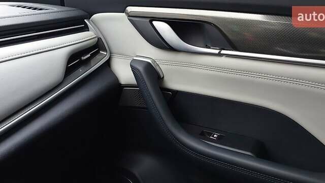 Білий Weltmeister EX5-Z, об'ємом двигуна 0 л та пробігом 48 тис. км за 22000 $, фото 12 на Automoto.ua