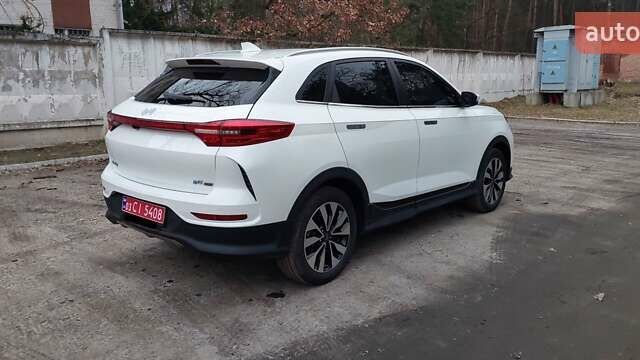 Білий Weltmeister EX5-Z, об'ємом двигуна 0 л та пробігом 48 тис. км за 22000 $, фото 6 на Automoto.ua