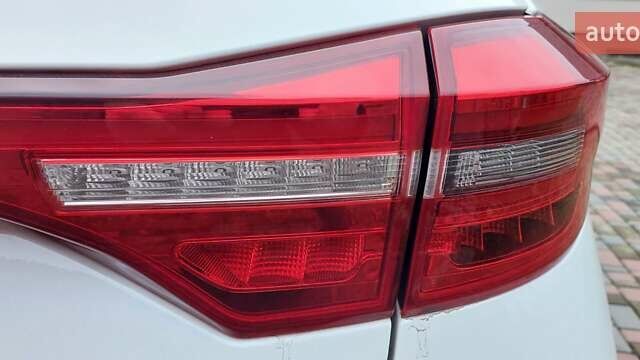 Білий Weltmeister EX5-Z, об'ємом двигуна 0 л та пробігом 48 тис. км за 22000 $, фото 27 на Automoto.ua