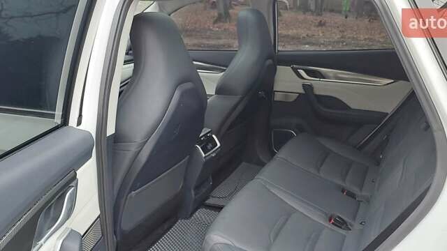 Білий Weltmeister EX5-Z, об'ємом двигуна 0 л та пробігом 48 тис. км за 22000 $, фото 23 на Automoto.ua