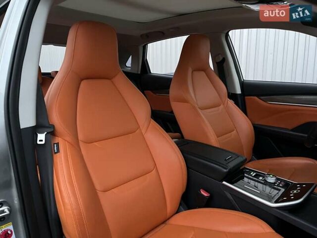 Серый Weltmeister EX5-Z, объемом двигателя 0 л и пробегом 34 тыс. км за 17800 $, фото 29 на Automoto.ua