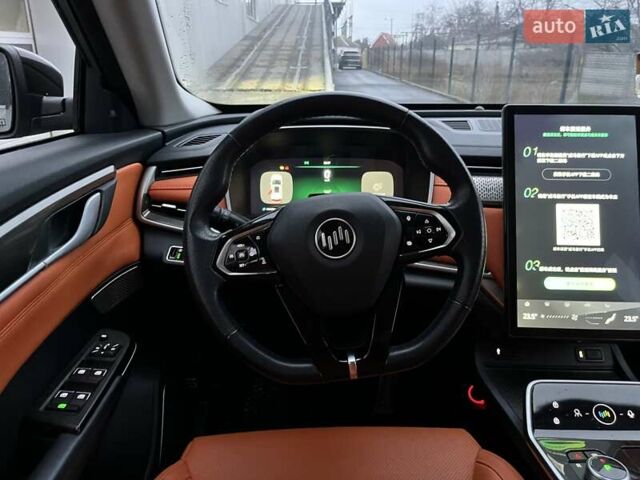 Серый Weltmeister EX5-Z, объемом двигателя 0 л и пробегом 34 тыс. км за 17800 $, фото 19 на Automoto.ua