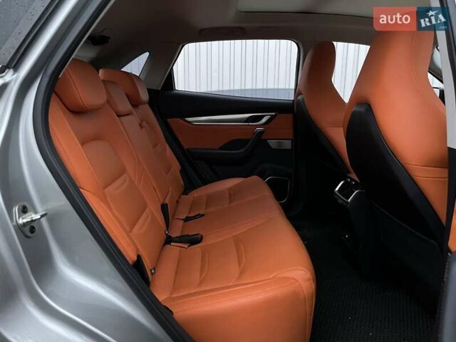 Серый Weltmeister EX5-Z, объемом двигателя 0 л и пробегом 34 тыс. км за 17800 $, фото 28 на Automoto.ua