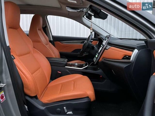 Серый Weltmeister EX5-Z, объемом двигателя 0 л и пробегом 34 тыс. км за 17800 $, фото 27 на Automoto.ua