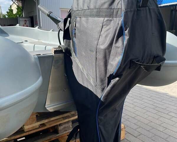 Сірий Whaly 370, об'ємом двигуна 0 л та пробігом 0 тис. км за 6999 $, фото 22 на Automoto.ua