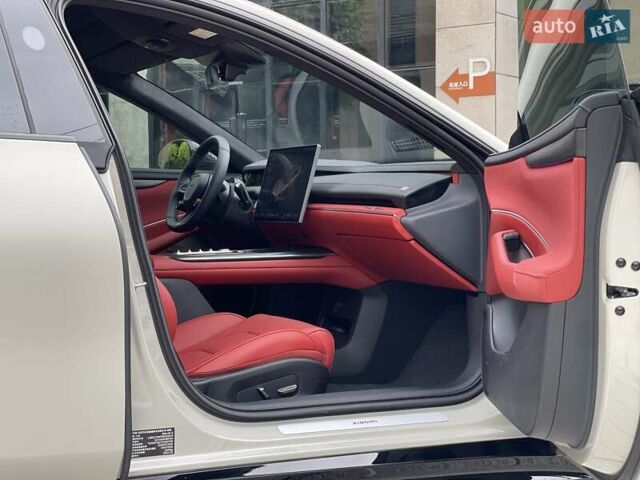 Бежевий Xiaomi SU7, об'ємом двигуна 0 л та пробігом 9 тис. км за 44900 $, фото 7 на Automoto.ua