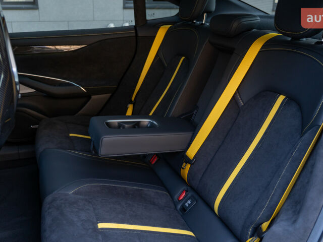 купить новое авто Xiaomi SU7 2025 года от официального дилера METEK Xiaomi фото