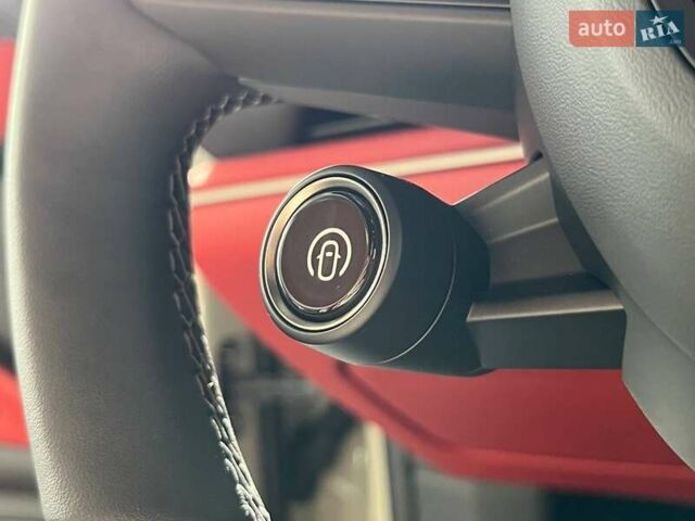 Сірий Xiaomi SU7, об'ємом двигуна 0 л та пробігом 5 тис. км за 33000 $, фото 7 на Automoto.ua