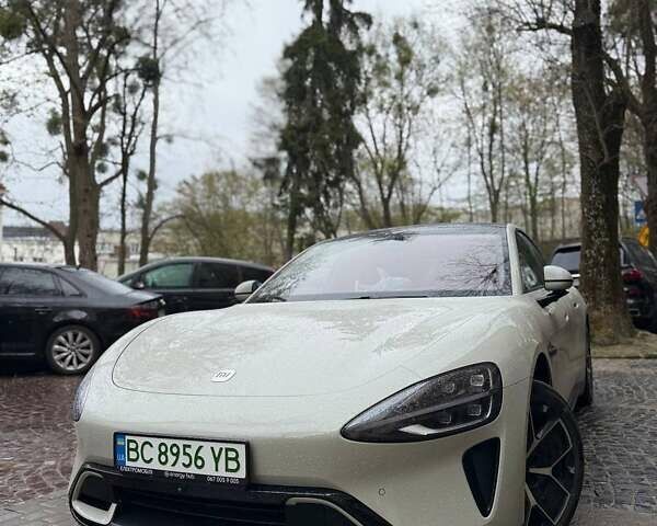 Сірий Xiaomi SU7, об'ємом двигуна 0 л та пробігом 5 тис. км за 33000 $, фото 28 на Automoto.ua