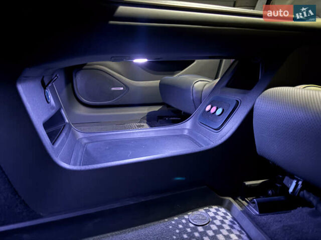 Синий Xiaomi SU7, объемом двигателя 0 л и пробегом 14 тыс. км за 47850 $, фото 42 на Automoto.ua