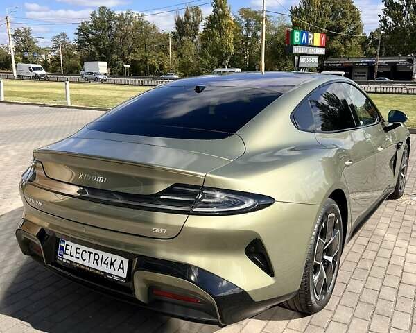 Зелений Xiaomi SU7, об'ємом двигуна 0 л та пробігом 1 тис. км за 37500 $, фото 5 на Automoto.ua