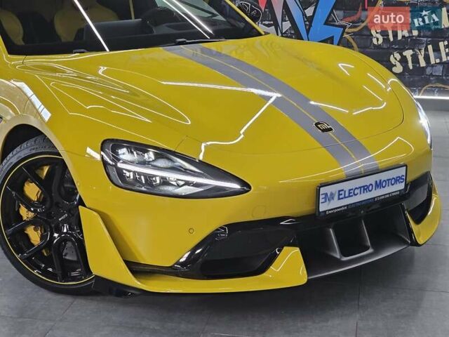 Жовтий Xiaomi SU7 Ultra, об'ємом двигуна 0 л та пробігом 4 тис. км за 82999 $, фото 4 на Automoto.ua