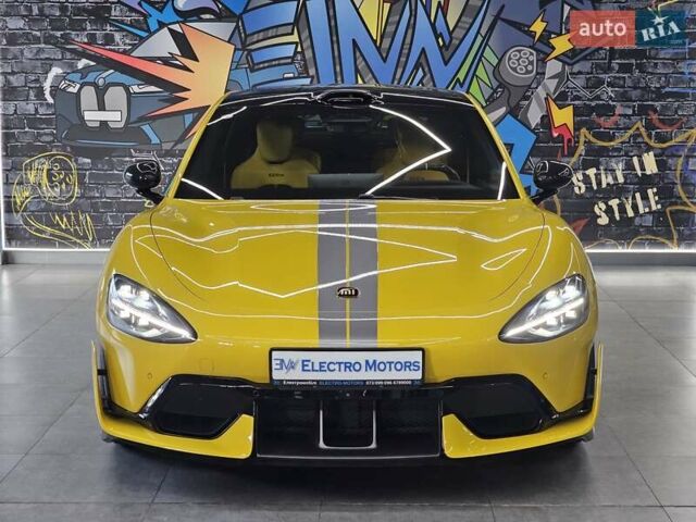 Жовтий Xiaomi SU7 Ultra, об'ємом двигуна 0 л та пробігом 4 тис. км за 82999 $, фото 1 на Automoto.ua