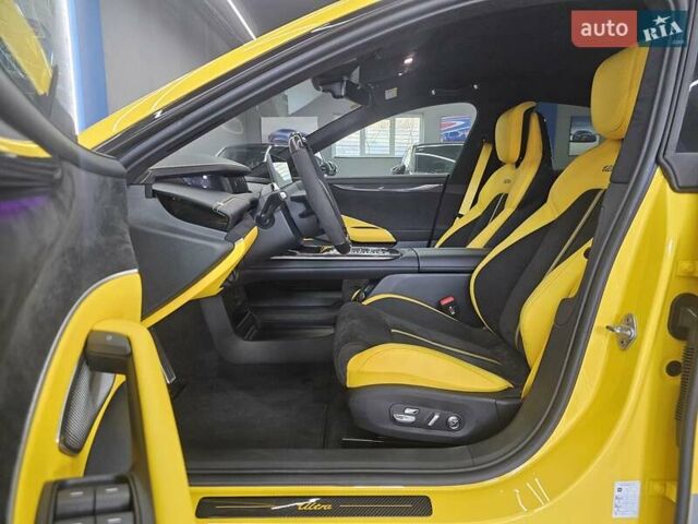 Жовтий Xiaomi SU7 Ultra, об'ємом двигуна 0 л та пробігом 4 тис. км за 82999 $, фото 24 на Automoto.ua