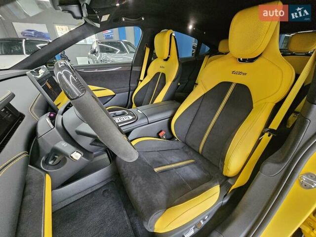 Жовтий Xiaomi SU7 Ultra, об'ємом двигуна 0 л та пробігом 4 тис. км за 82999 $, фото 23 на Automoto.ua