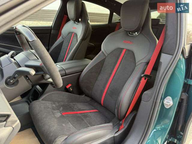 Зеленый Xiaomi SU7 Ultra, объемом двигателя 0 л и пробегом 1 тыс. км за 99999 $, фото 14 на Automoto.ua