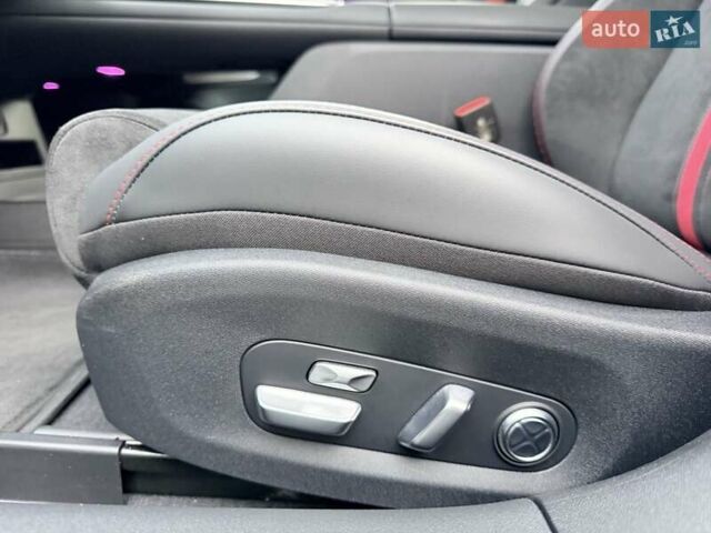 Зеленый Xiaomi SU7 Ultra, объемом двигателя 0 л и пробегом 5 тыс. км за 82000 $, фото 33 на Automoto.ua