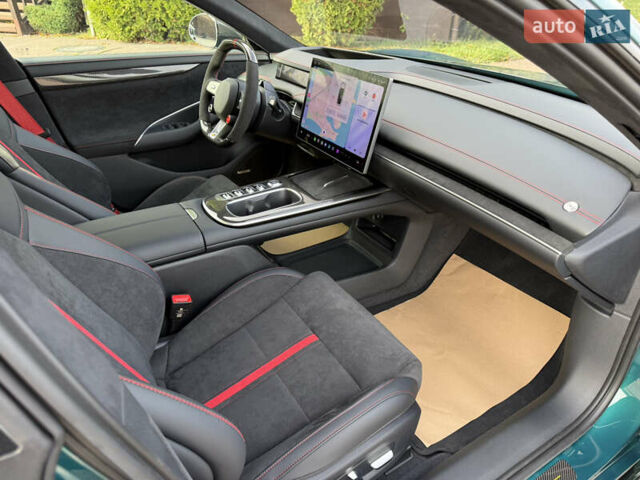 Зеленый Xiaomi SU7 Ultra, объемом двигателя 0 л и пробегом 1 тыс. км за 99999 $, фото 19 на Automoto.ua