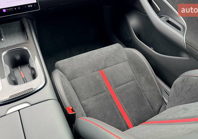 Зелений Xiaomi SU7 Ultra, об'ємом двигуна 0 л та пробігом 7 тис. км за 92000 $, фото 38 на Automoto.ua