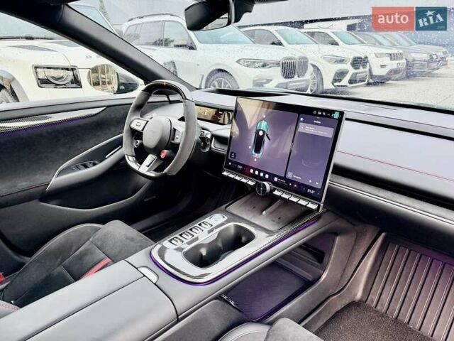 Зеленый Xiaomi SU7 Ultra, объемом двигателя 0 л и пробегом 5 тыс. км за 82000 $, фото 15 на Automoto.ua