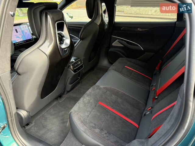 Зеленый Xiaomi SU7 Ultra, объемом двигателя 0 л и пробегом 1 тыс. км за 99999 $, фото 15 на Automoto.ua