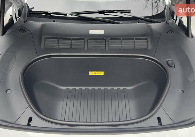 Білий Xiaomi YU7, об'ємом двигуна 0 л та пробігом 1 тис. км за 65000 $, фото 25 на Automoto.ua