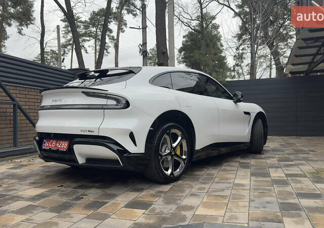 Білий Xiaomi YU7, об'ємом двигуна 0 л та пробігом 1 тис. км за 65000 $, фото 5 на Automoto.ua