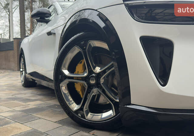 Білий Xiaomi YU7, об'ємом двигуна 0 л та пробігом 1 тис. км за 65000 $, фото 7 на Automoto.ua