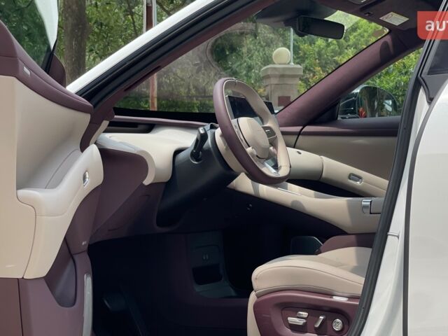 купить новое авто Xiaomi YU7 2025 года от официального дилера Cyber Motors New Xiaomi фото